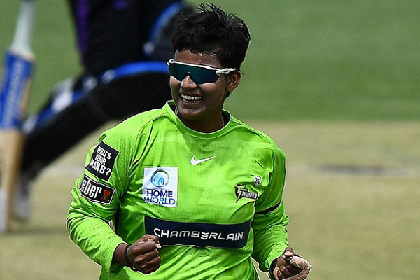Sydney Thunder starts off disastrous win to WBBL|07 