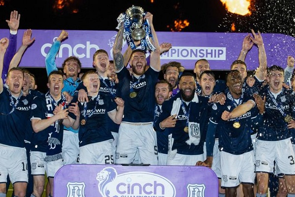 Dundee defeats Queen's Park 3-5 to claim the Scottish Championship title.