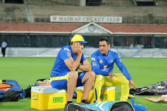 CSK Coach  Stephen Fleming Defends  M.S. Dhoni For the Last Field Set Up in IPL 2021