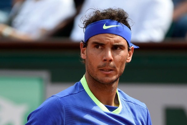 Rafael Nadal beats John Isner to reach third round in Rome