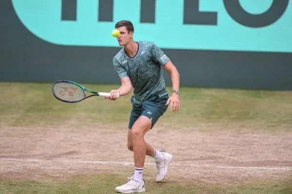 Hurkacz Races Past Medvedev To Halle Title.