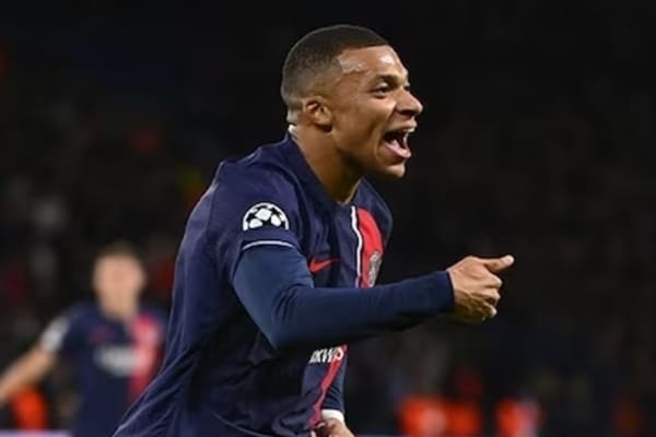 Kylian Mbappe leads PSG to top; Erling Haaland back on the scoresheet