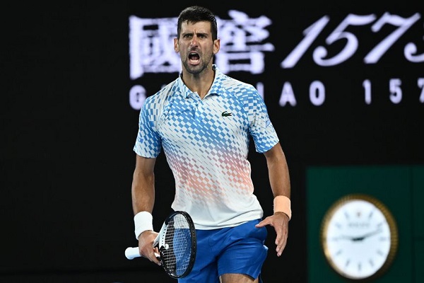 Djokovic wins the Australian Open and claims the No.1 spot.