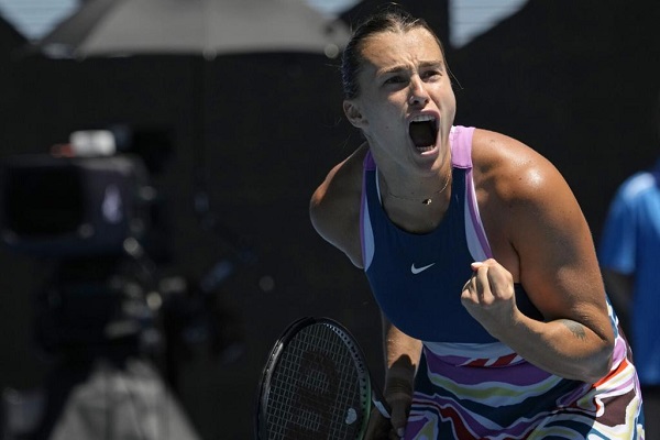 Aryna Sabalenka advances to Melbourne Open Finals.