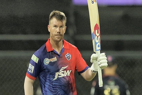 In T20 cricket, David Warner smashes 50 against SRH to set a new world record.
