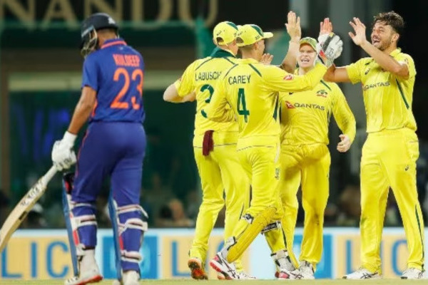 IND vs AUS, 3rd ODI - Australia won by 21 runs; wins series 2-1