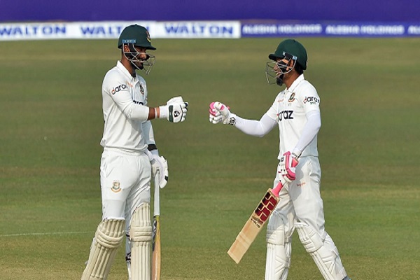 Liton and Mushfiqur lead Bangladesh to 253/4 in the first Test against Pakistan.