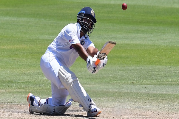 Pant scores a tons as India sets a 212 runs target for South Africa.
