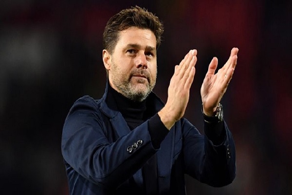 Poch approaches Man Utd 'secretly and discreetly' in case he 'frees himself.'