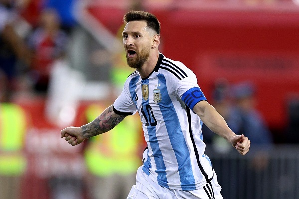 Messi scores twice in Argentinaâ€™s 3-0 victory over Jamaica.