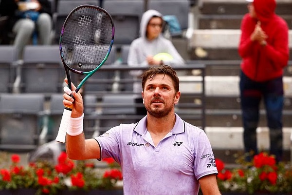 Wawrinka claims Rome Opener in straight sets.
