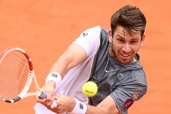 Defending Champion Norrie advances to the semifinals in Lyon. 