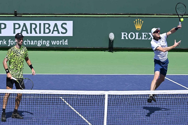 Defending Champions Isner and Sock advance to Indian Wells Semi Finals.